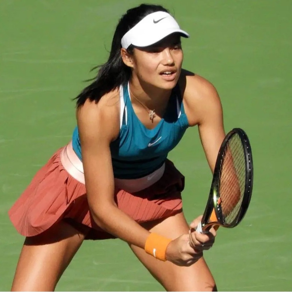 Nike Emma raducanu tennis shirt and tank as worn at the us open.